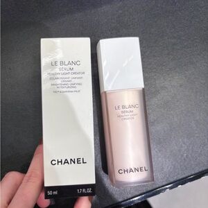 Chanel LE Blanc healthy light creator serum